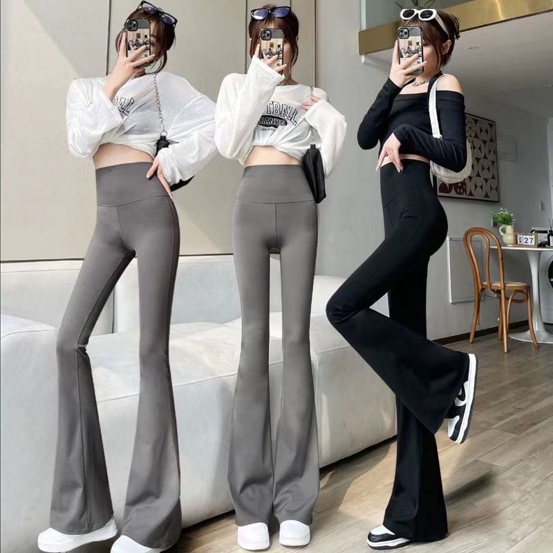 Everose - Hoge taille effen uitlopende yogabroek