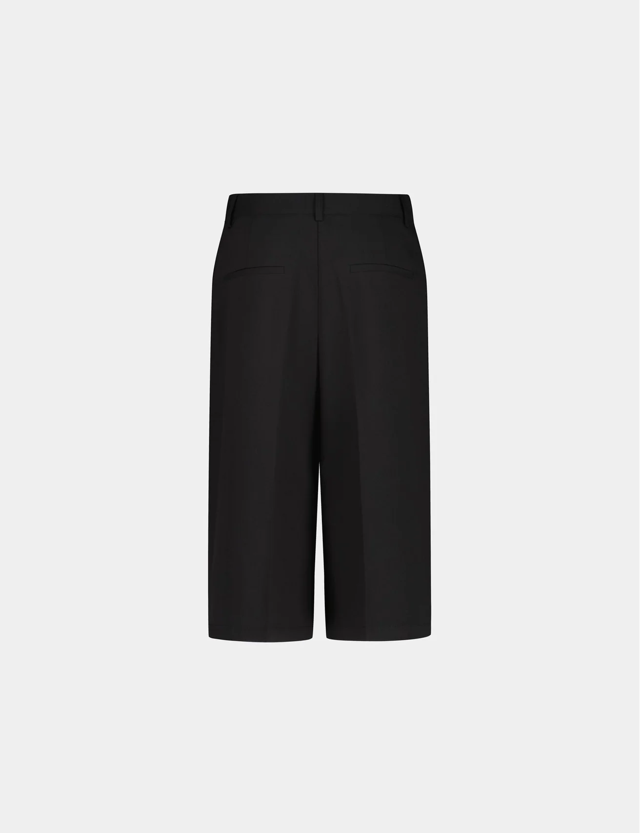 Pantacourt tailleur noir