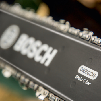 Bosch kettingzaag UniversalChain 35 incl. tweede ketting