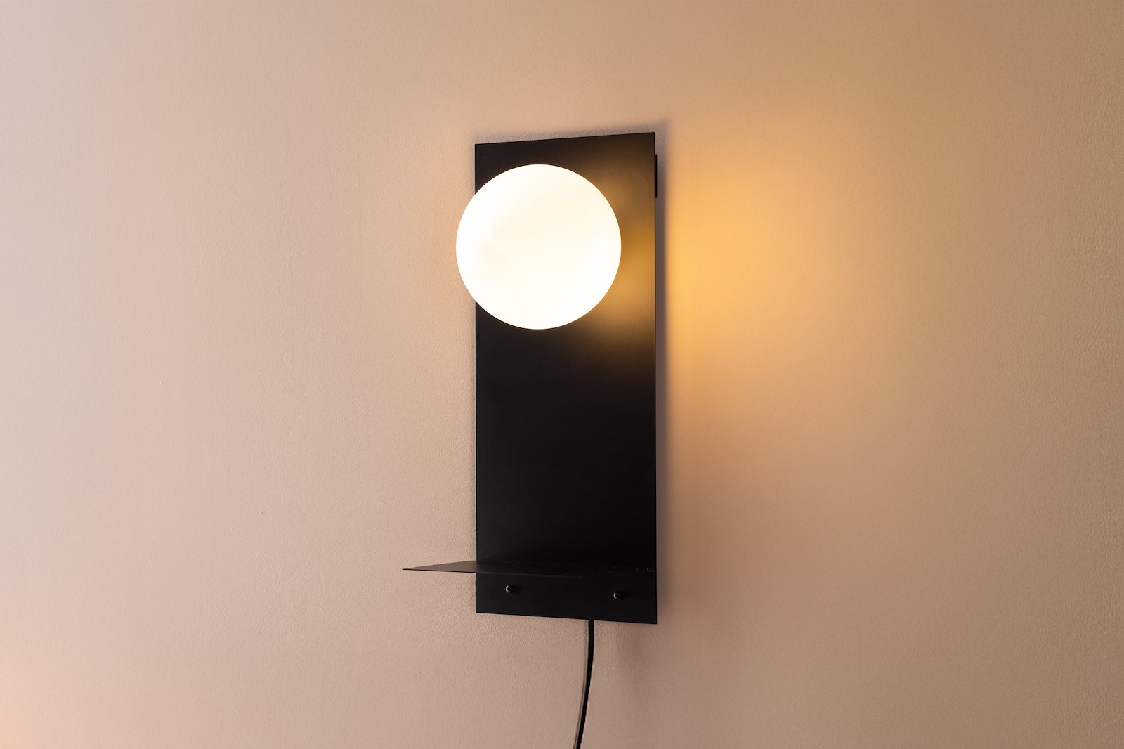 Troyes vegglampe Sort/hvitt glass