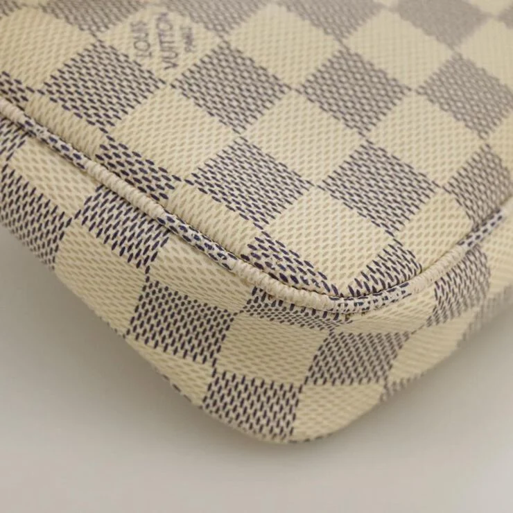 Louis Vuitton Vintage Louis Vuitton Pochette Accessoires Beige