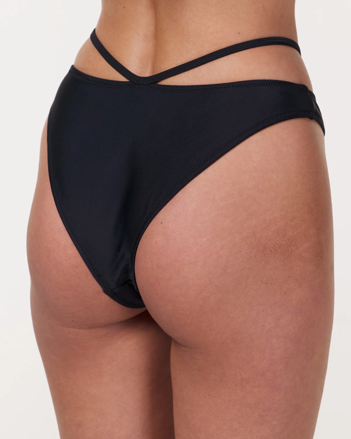 Weightless BIKINI SET Luisia Top + Panty - Black