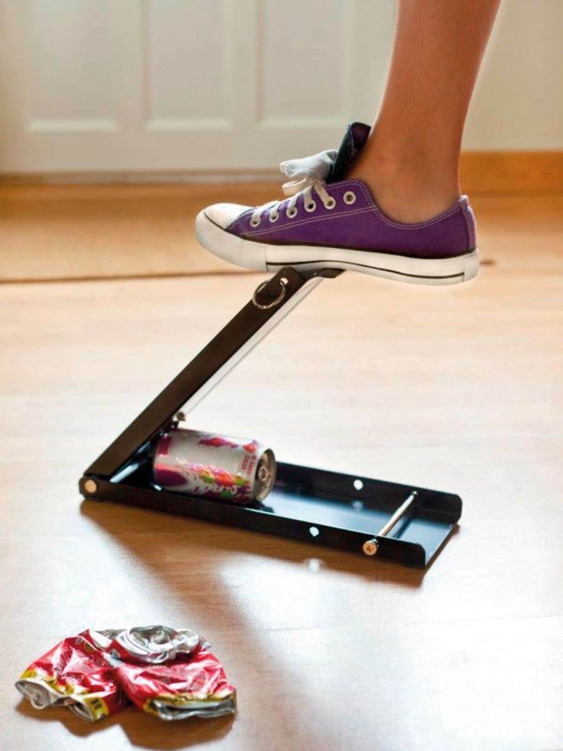 Kitchencraft Floor Standing Heavy Duty Bottle and Can Crusher