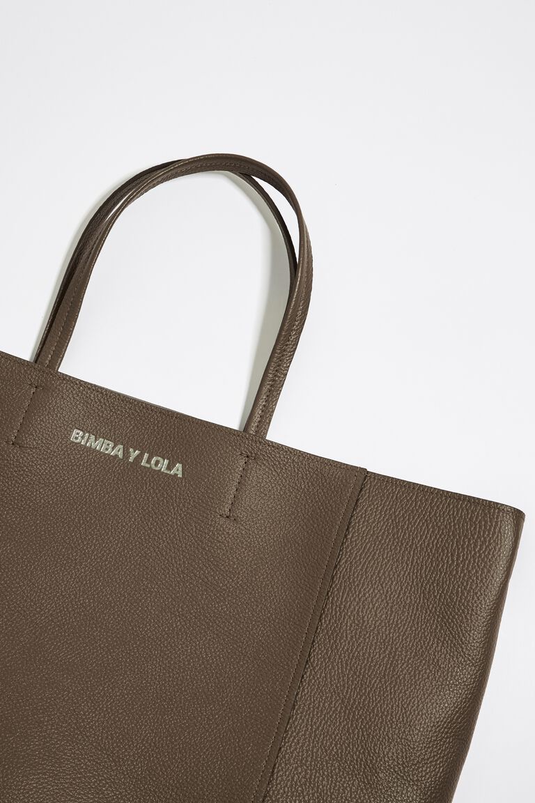 Bolsa de compras grande em couro taupe