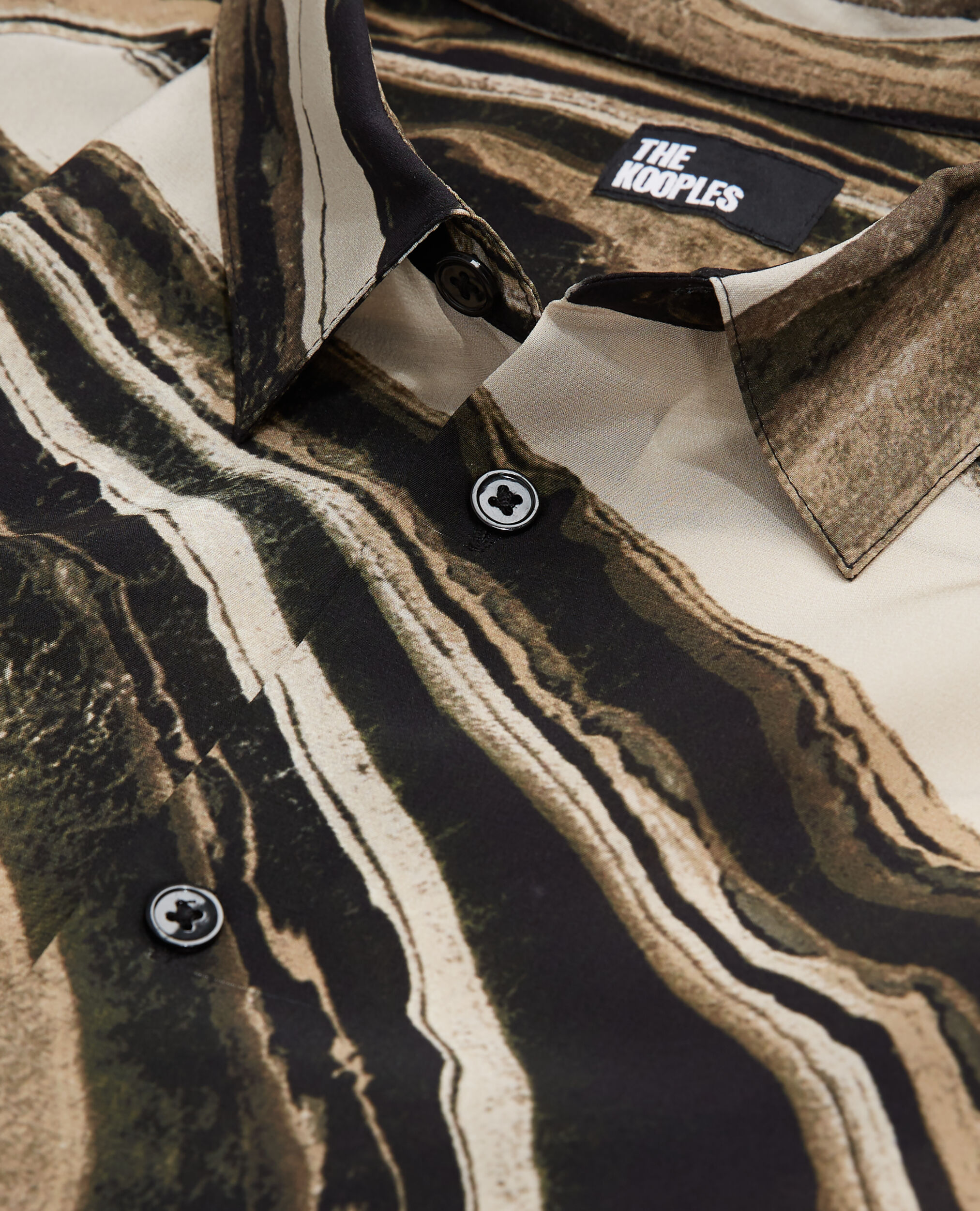 Chemise en soie imprimée