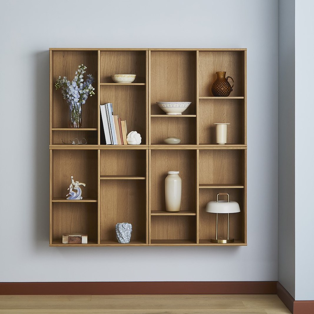 Mistral Bokyller 140x140x27cm. Oljet eik. Veggmontert. 4stk.