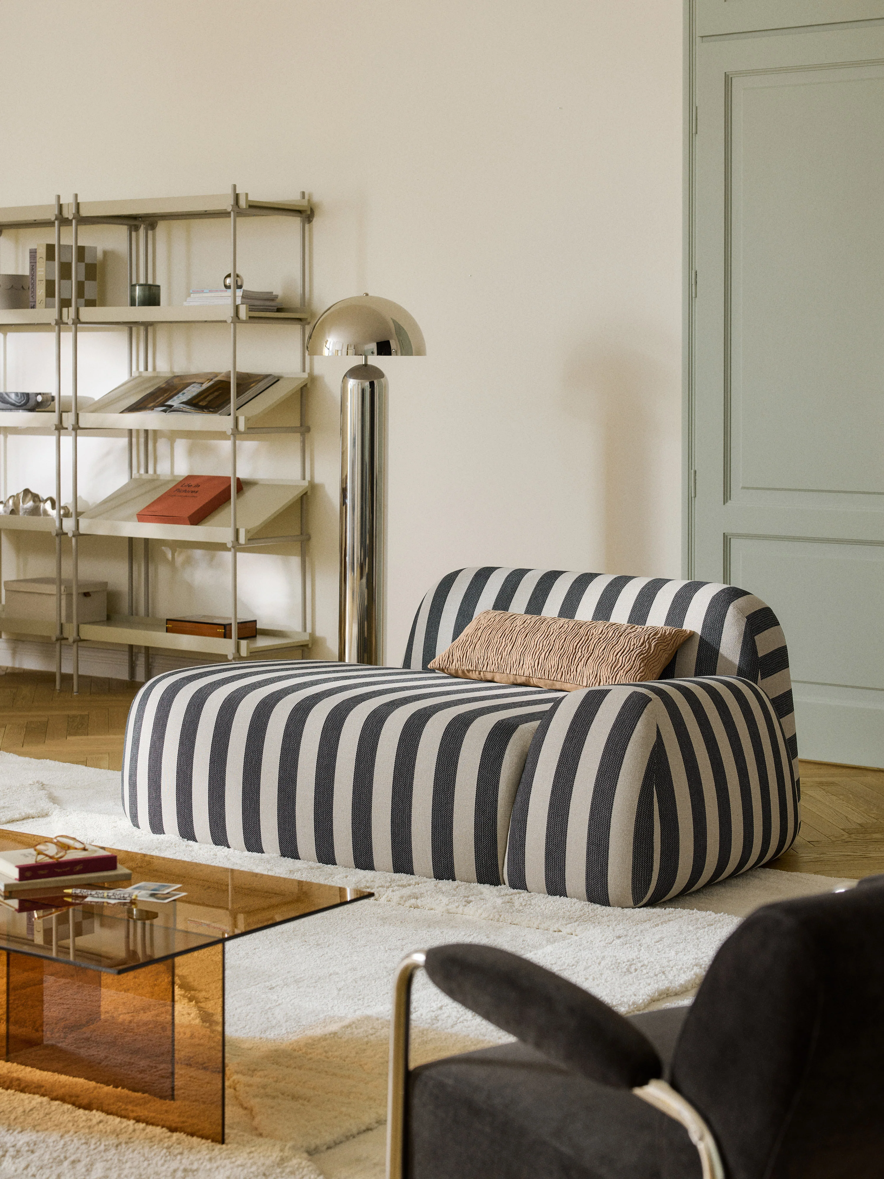 Gestreepte bank Wolke (2-zits) met chaise longue