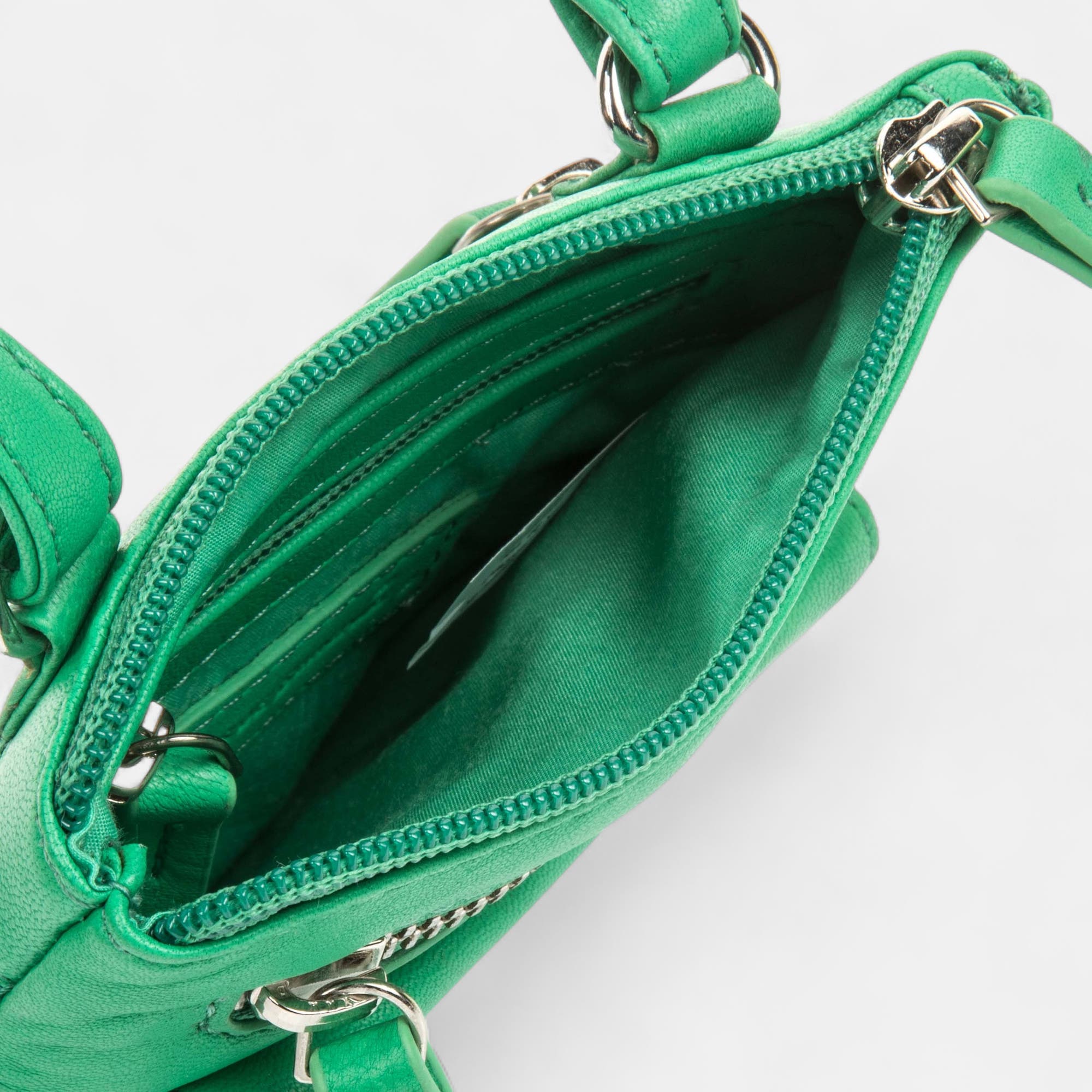 Pochette pour téléphone en cuir vert