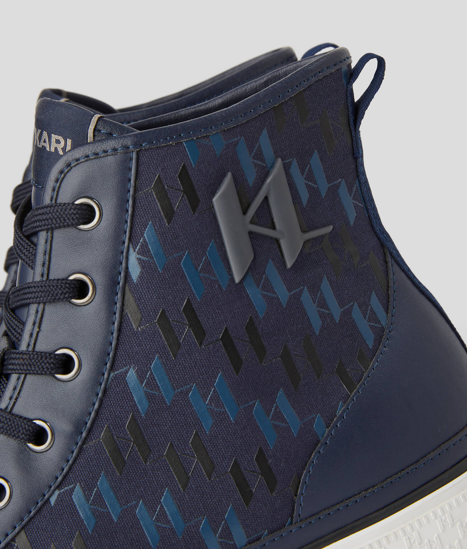 BASKETS KL MONOGRAM KAMPUS
