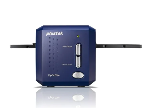 Plustek OpticFilm 8100 - Filmscanner (35 mm) - CCD - 35 mm film - 7200 dpi x 7200 dpi - USB 2.0