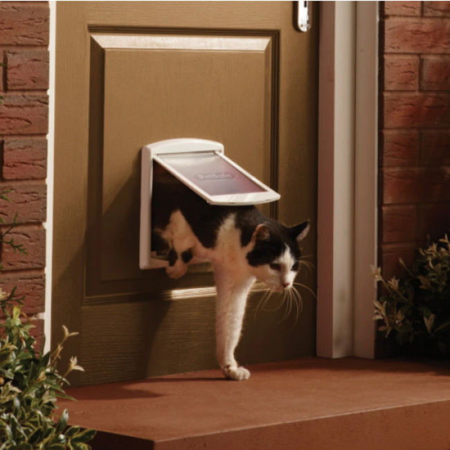 Porte Petsafe Staywell à 2 positions pour chat 7 kg ou chien 3 kg