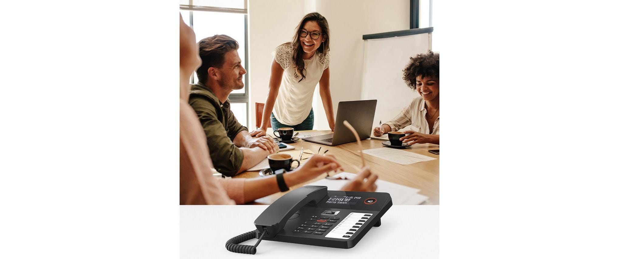 Tischtelefon DESK 800A SchwarzDas Wand- und Tischtelefon für komfortable Telefonie mit Anrufbeantworter