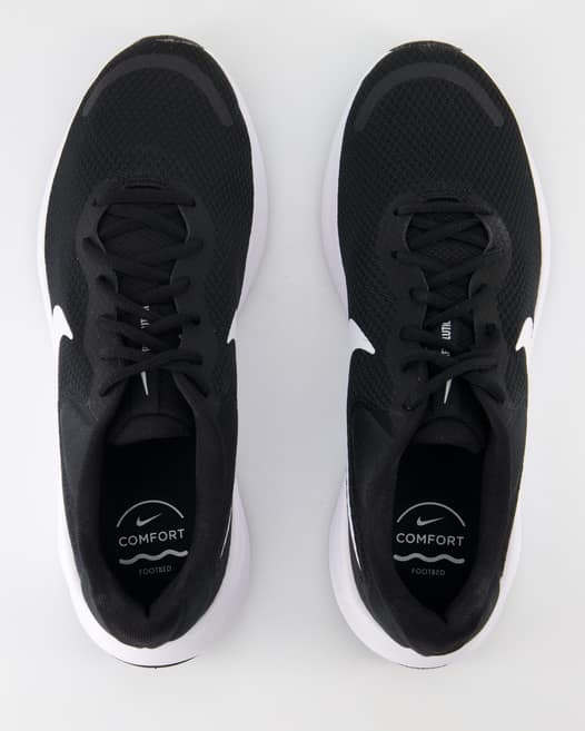 Nike Revolution 7 Sportschuhe in Schwarz