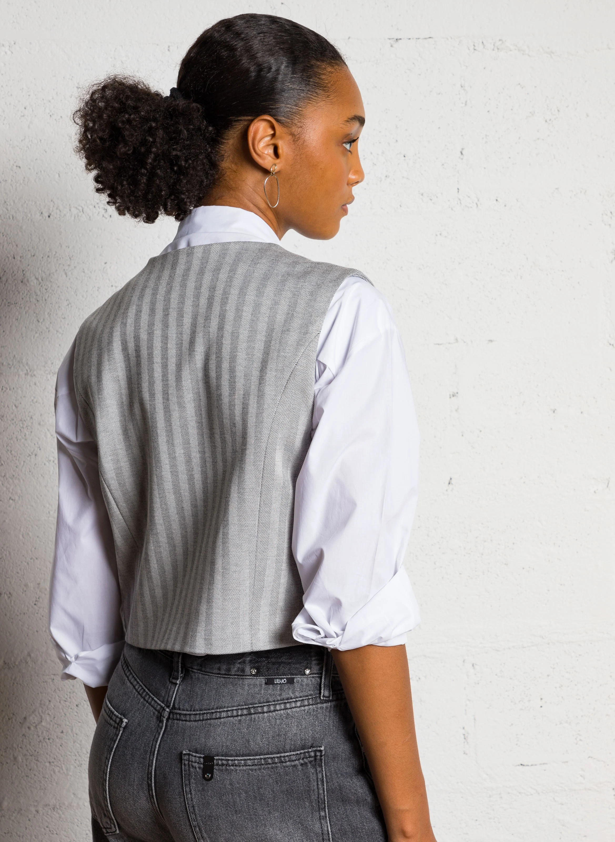 Gilet sans manches col V droit| Blanc