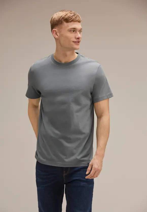 Basic T-Shirt in Unifarbe - light iron grey