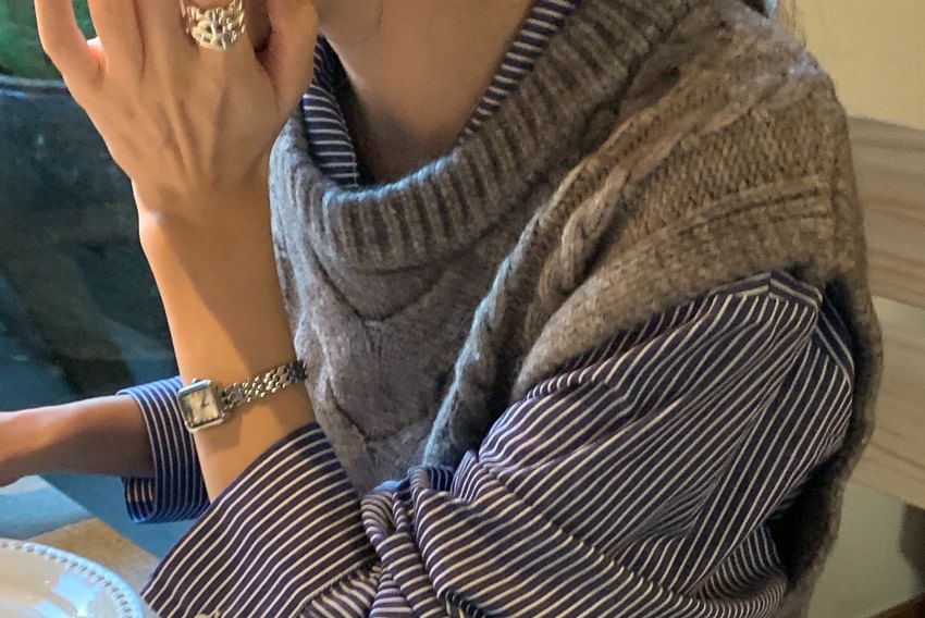 Bakli - Blouse met lange mouwen, opstaande kraag, strepen en knopen