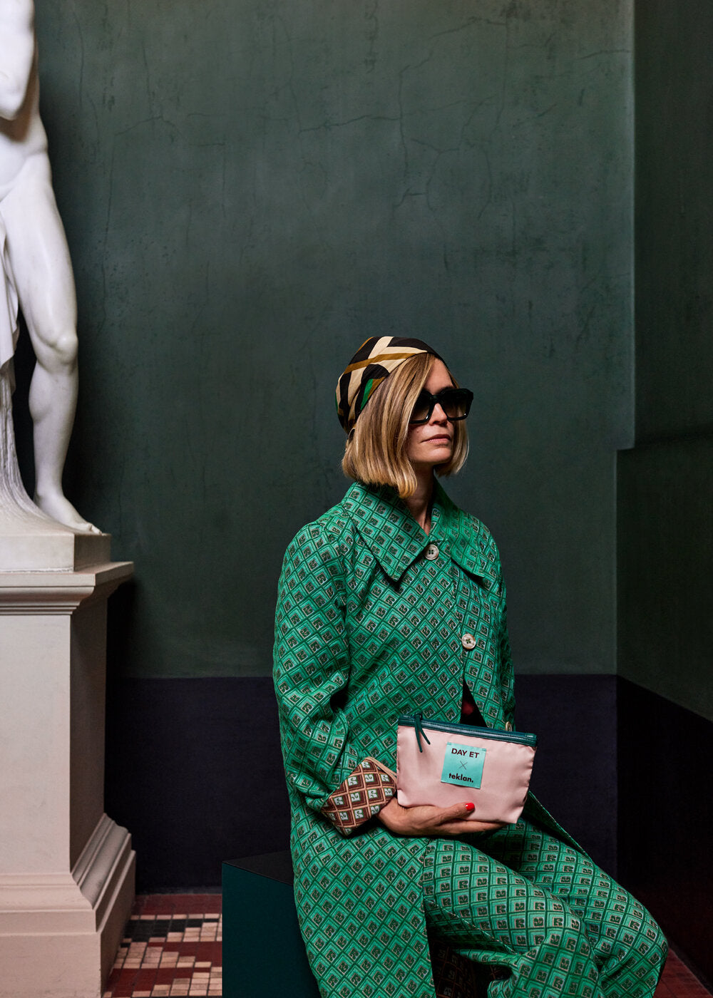 DAY ET  x Teklan Gweneth RE mini makeuppung - Vespa