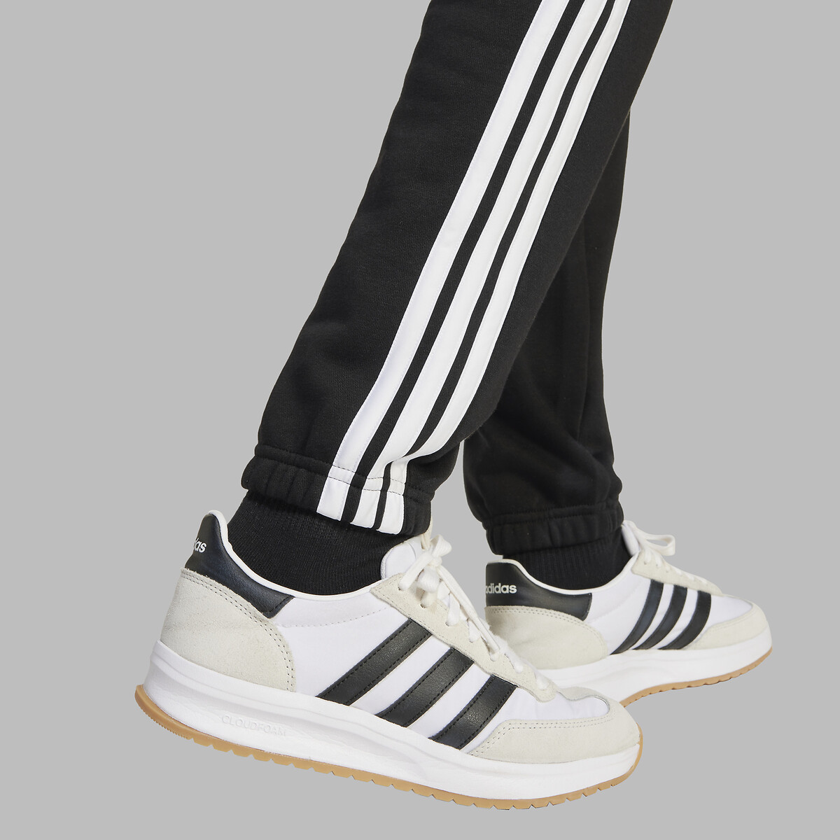 Roupas esportivas Adidas<br>Calças de corrida