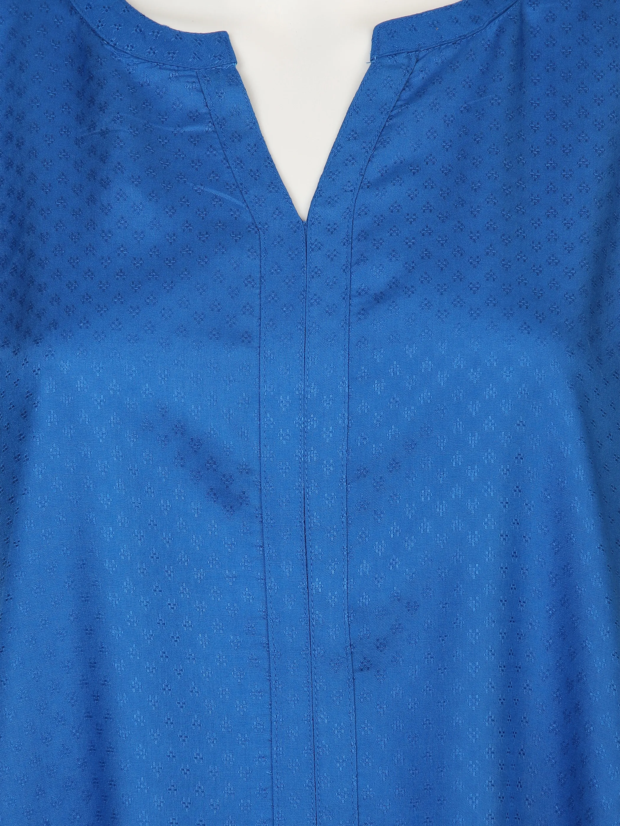 Damen Schlupfbluse mit zarter Musterung