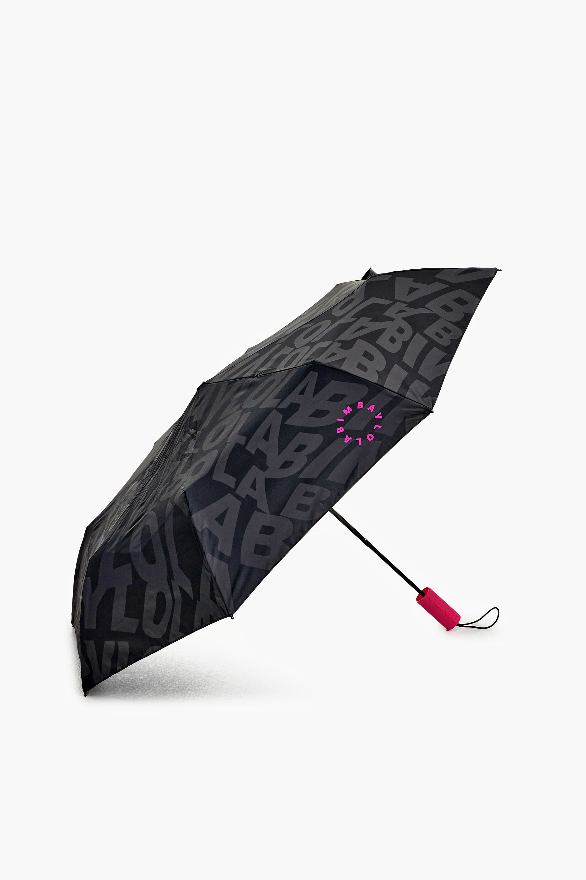 Guarda-chuva preto com cabo fúcsia