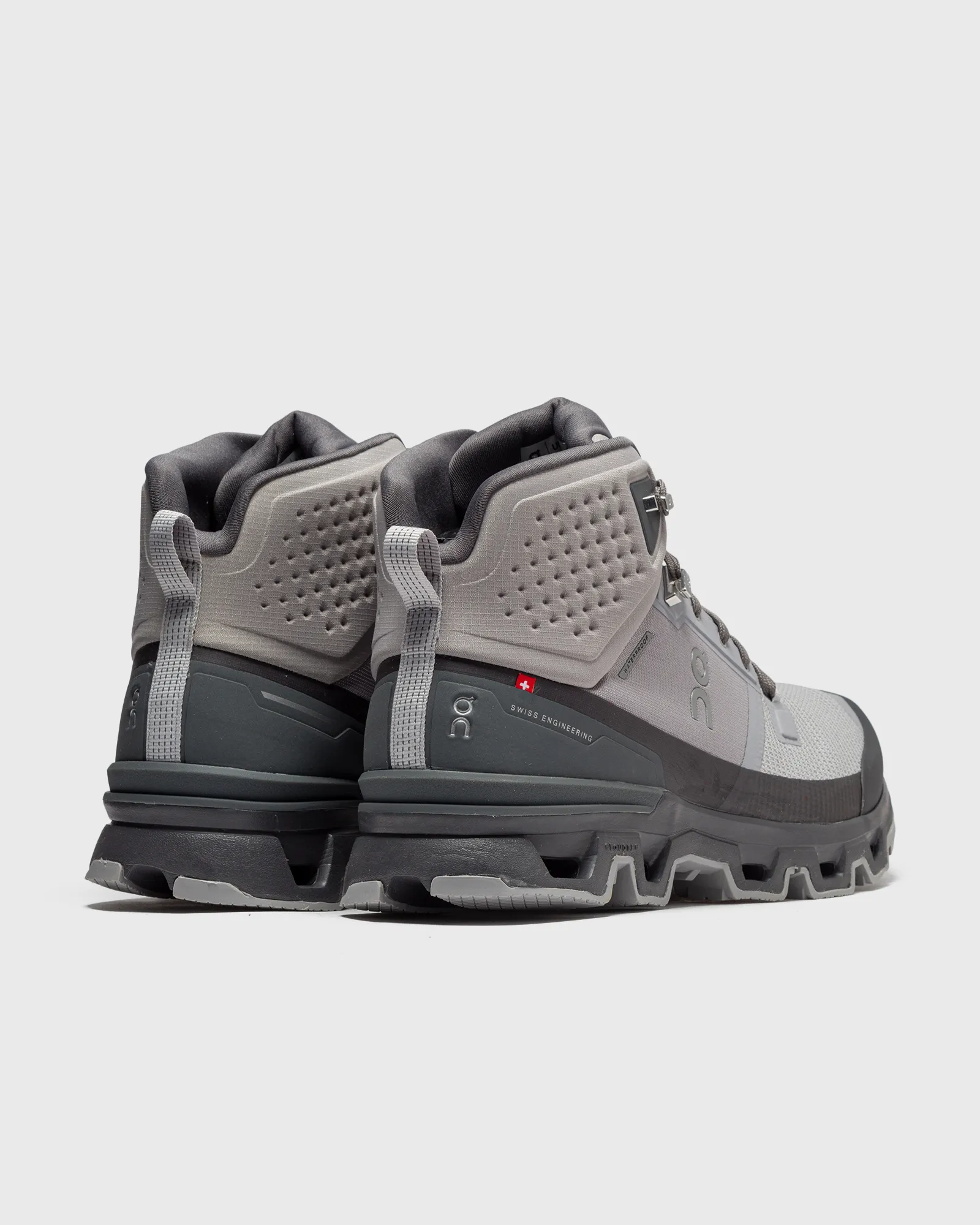 ON Cloudrock Waterproof 2 M