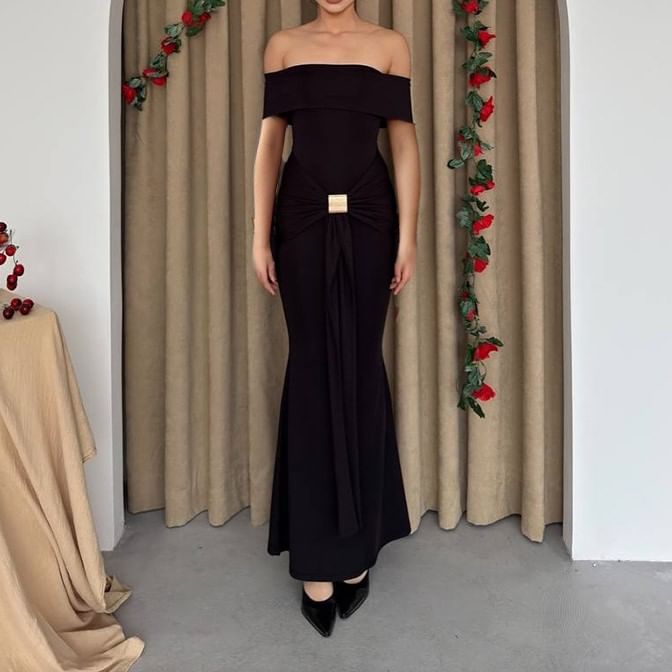 Alizio - Maxi-jurk met korte mouwen en off-shoulderprint en ruches