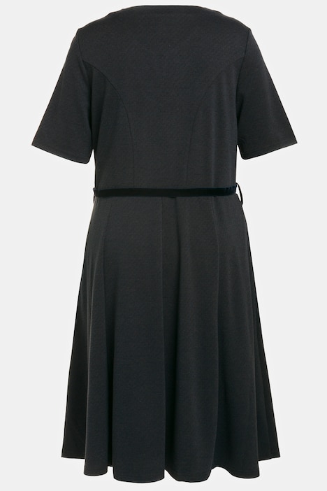 Trachtenkleid, Gürtel, Tunika-Ausschnitt, Halbarm