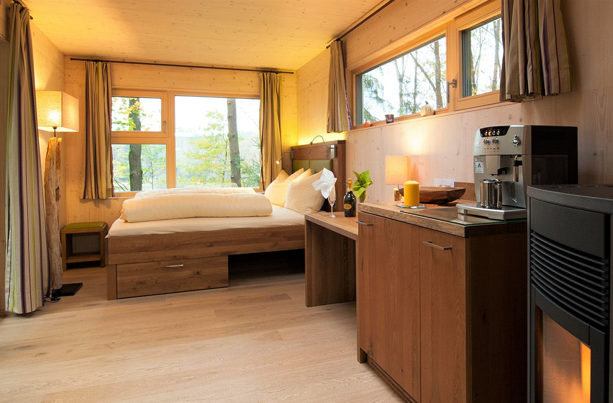 Übernachtung im Haus an der Klippe oder am Teich (Mo-Do)