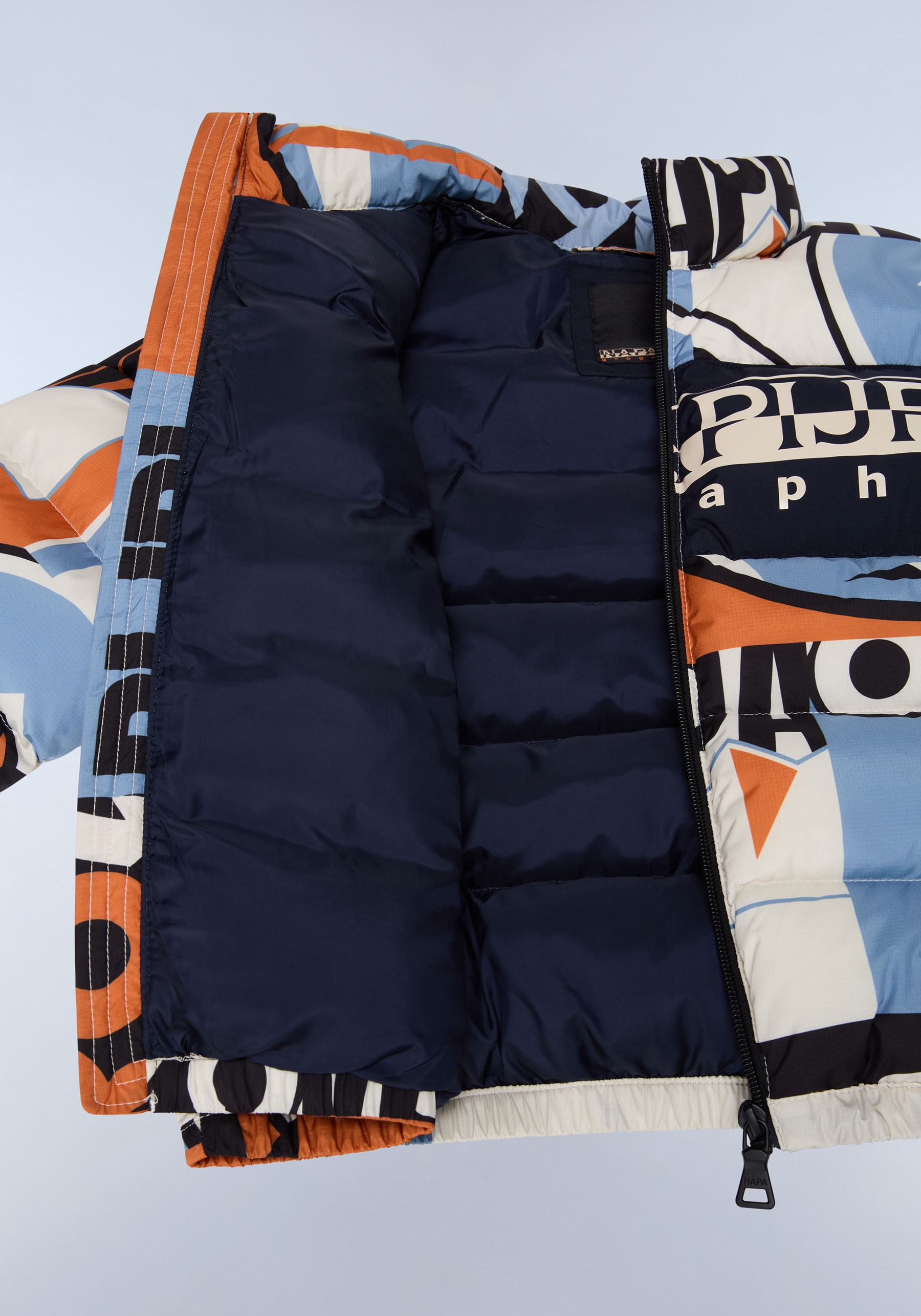 Napapijri Winterjacke ohne Kapuze Stehkragen, Alloverprint, elastische Bündchen