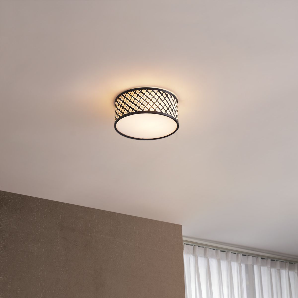 Oosterse plafondlamp rotan met zwart 30cm - Tremmo