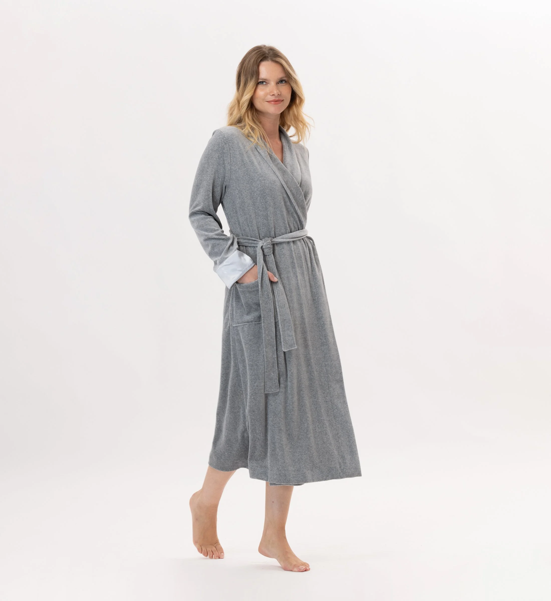 ESSENTIEL 867 - Peignoir en velours | Gris