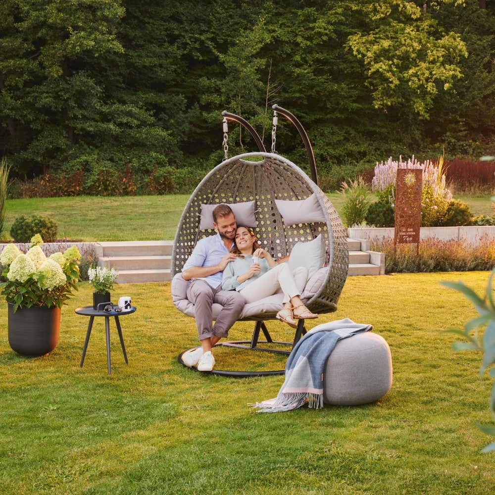 Home Deluxe - TWIN Hangstoel - Grijs, Hoogte 195 cm - incl. regenhoes, frame, zit- en rugkussens | Polyrattan hangstoel, tuinschommel, hangmand