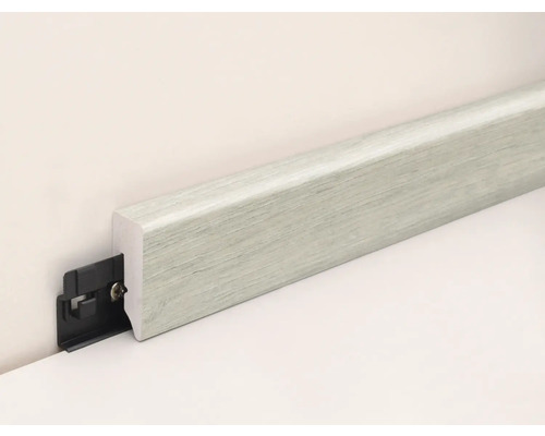 SKANDOR plint PVC KU048L eiken grijs gekalkt 15 x 38,5 x 2400 mm