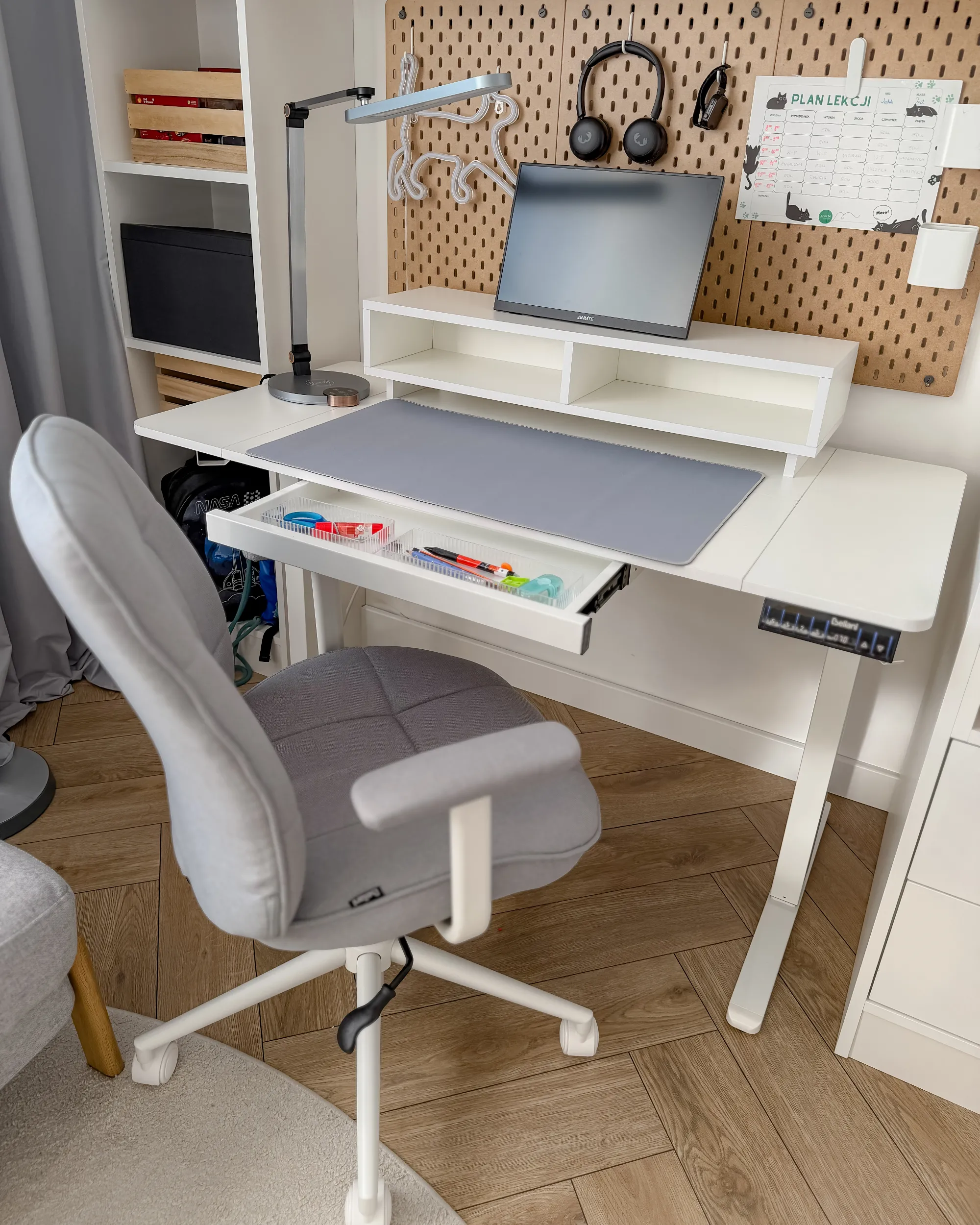 Elektrisch verstelbaar sta-bureau LUCAMA Wit 120 cm 60 cm met USB-poort
