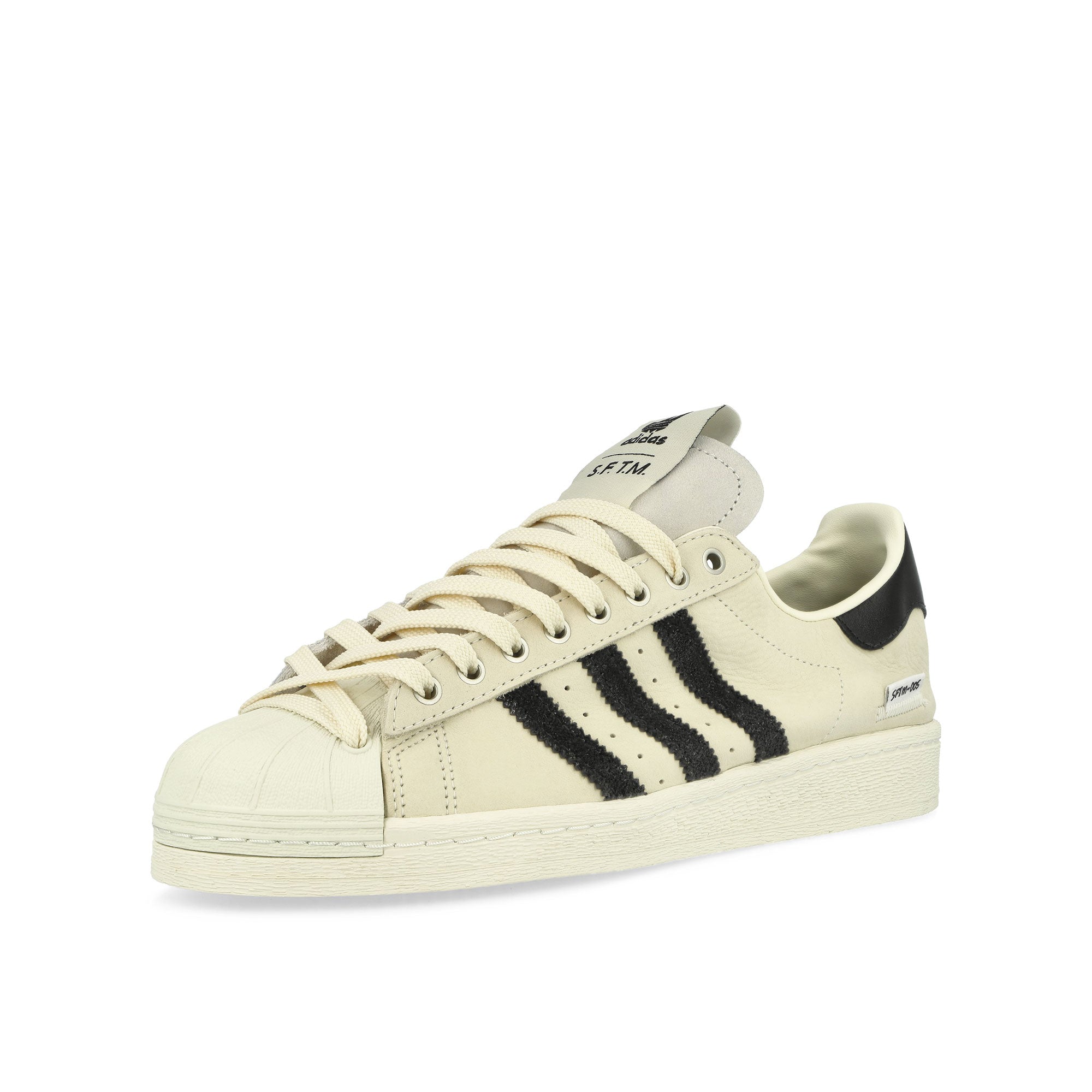 adidas<br>Superstar 82