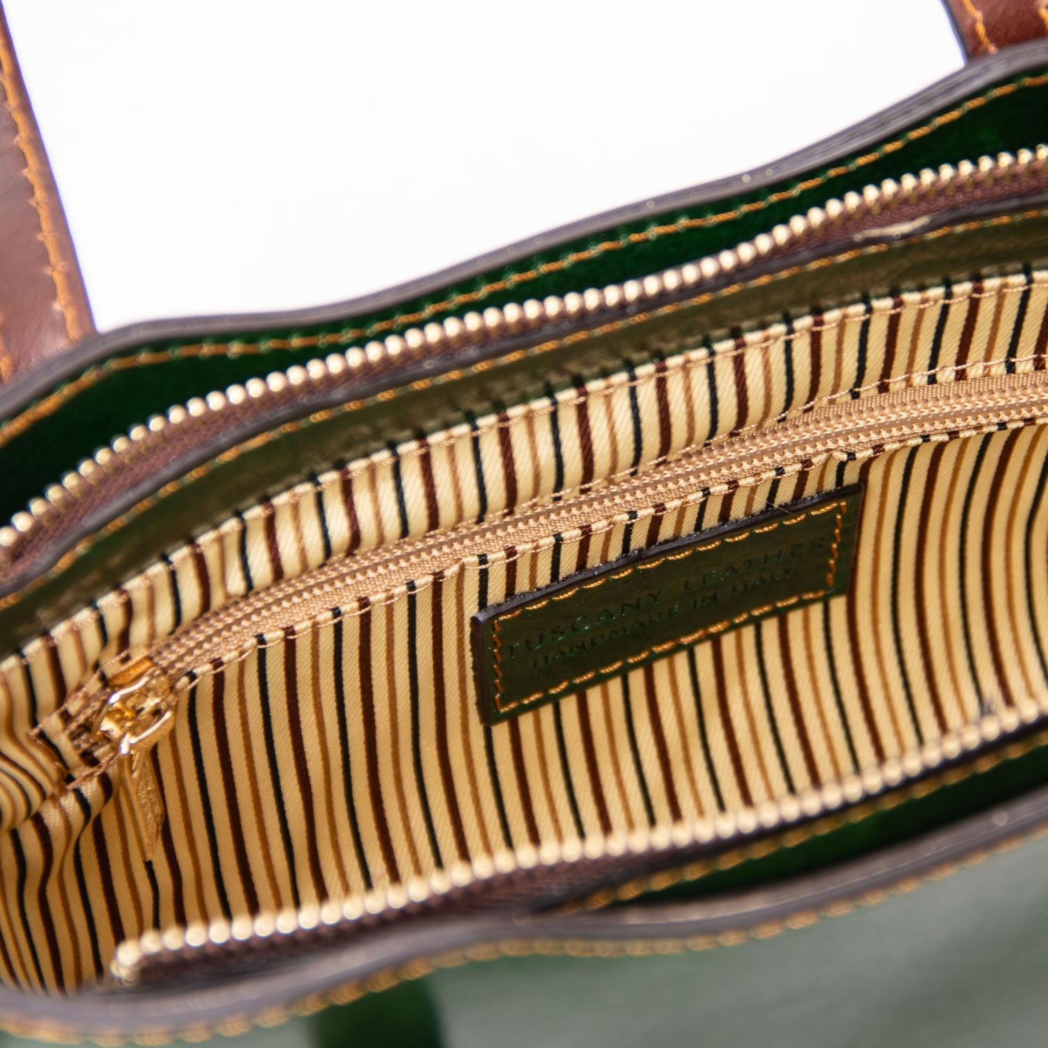 TL142406 – Amelia – leren tote