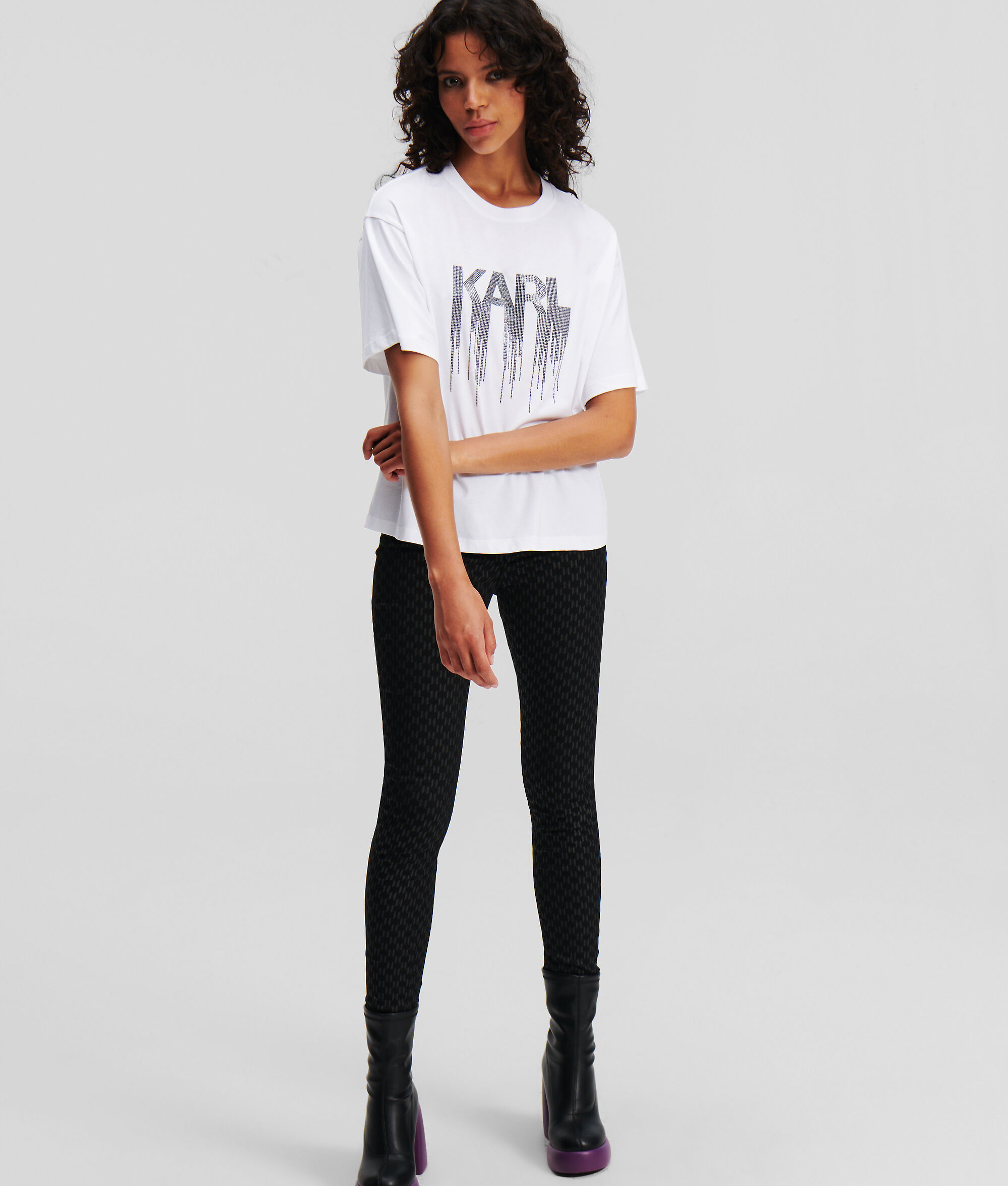 T-SHIRT AVEC LOGO KARL EN STRASS