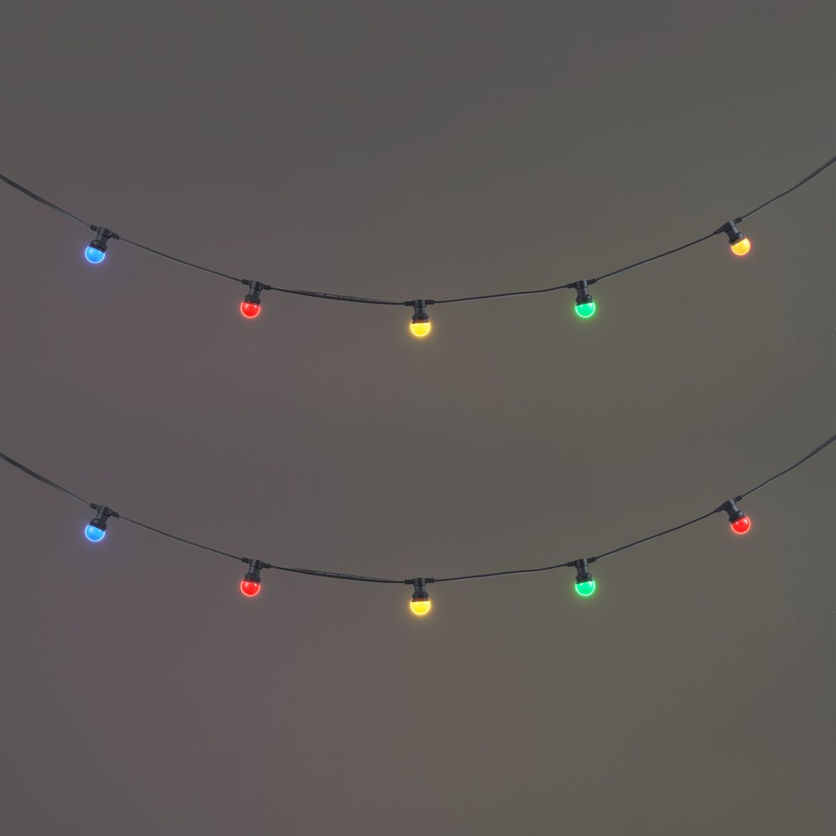 Lichtsnoer zwart koppelbaar met stekker 6m incl. E27 multicolor 10-lichts IP54 - Lubber