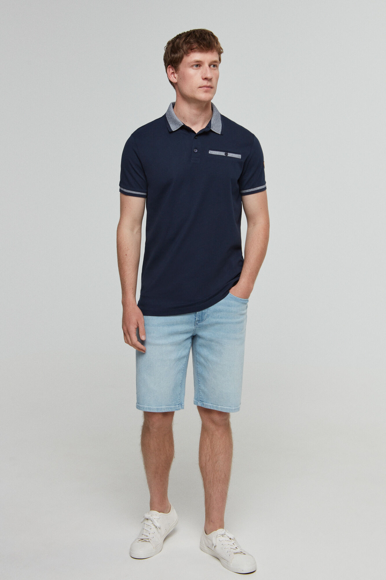 Camisa polo lisa com bolso azul-marinho - Azul-marinho