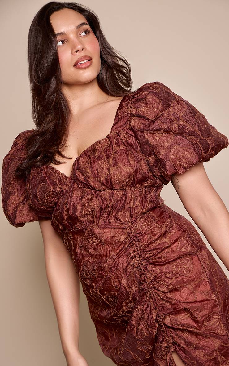 Chocolat Robe Midi Grande Taille En Jacquard À Manches Bouffantes Avec Fronces Et Fente Latérale