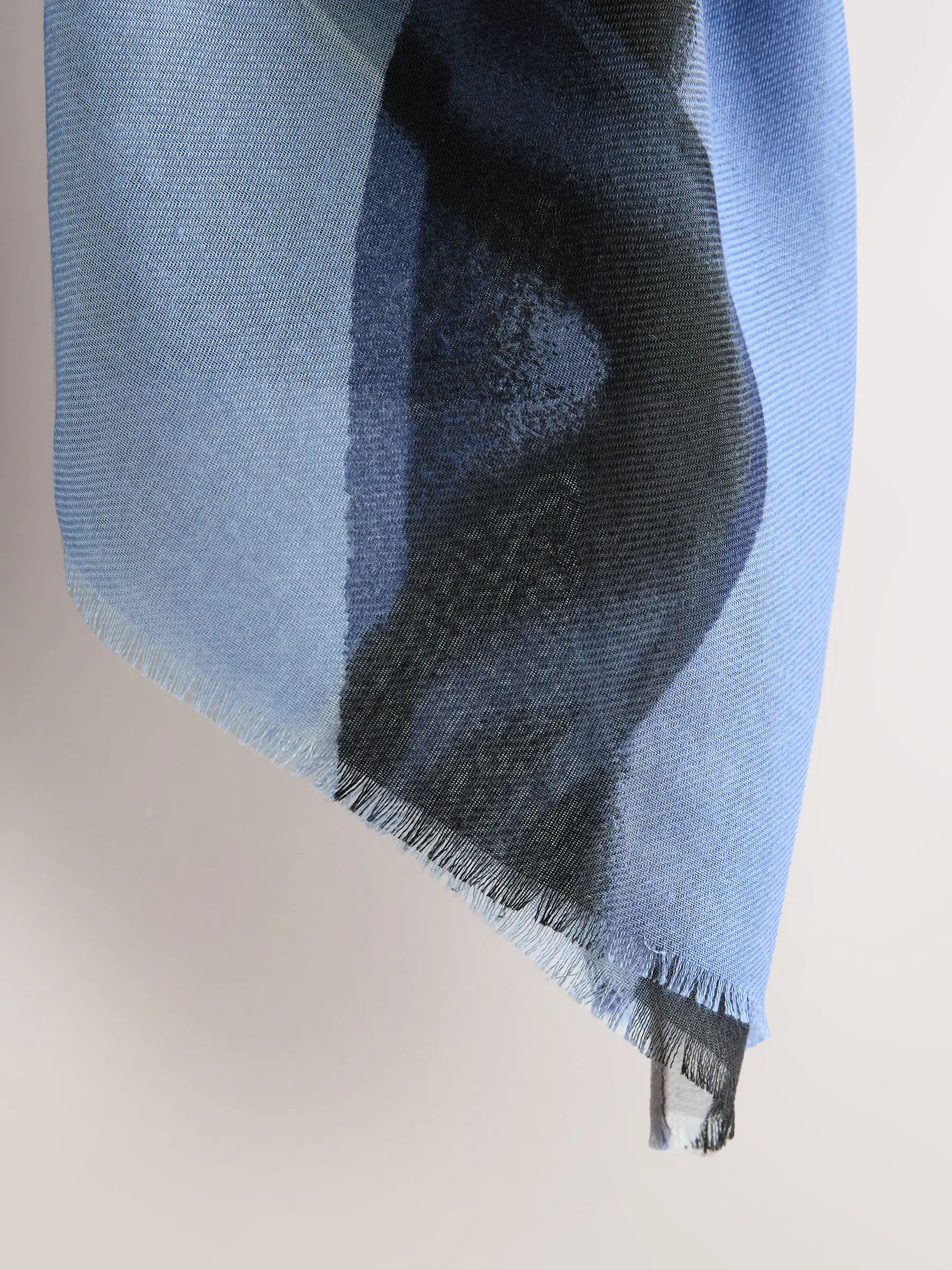 Marineblauw kringelend - Lichte sjaal