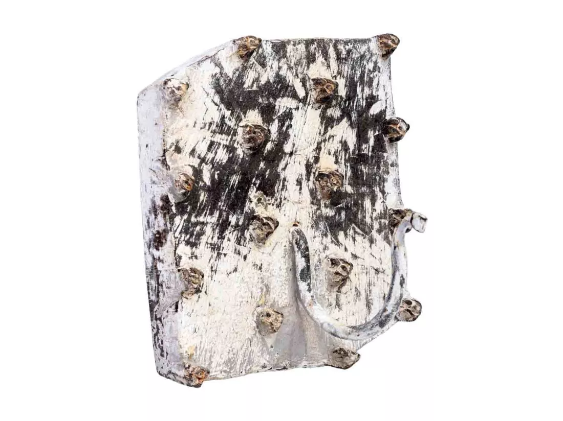 Cintre en bois sculpté avec finition artisanale blanche antique 16x0x8h cm
