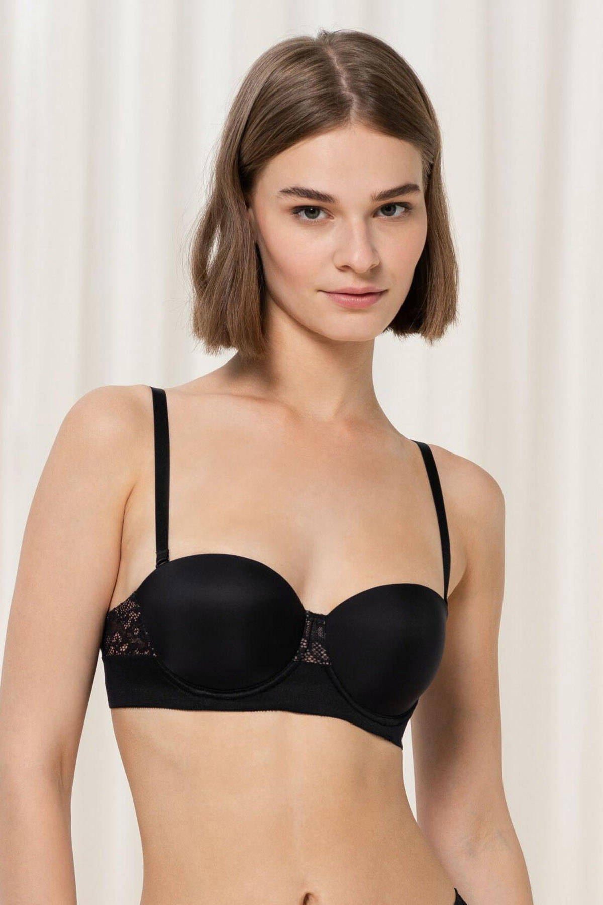 Triumph voorgevormde strapless beugelbh Vivid Spotlight zwart
