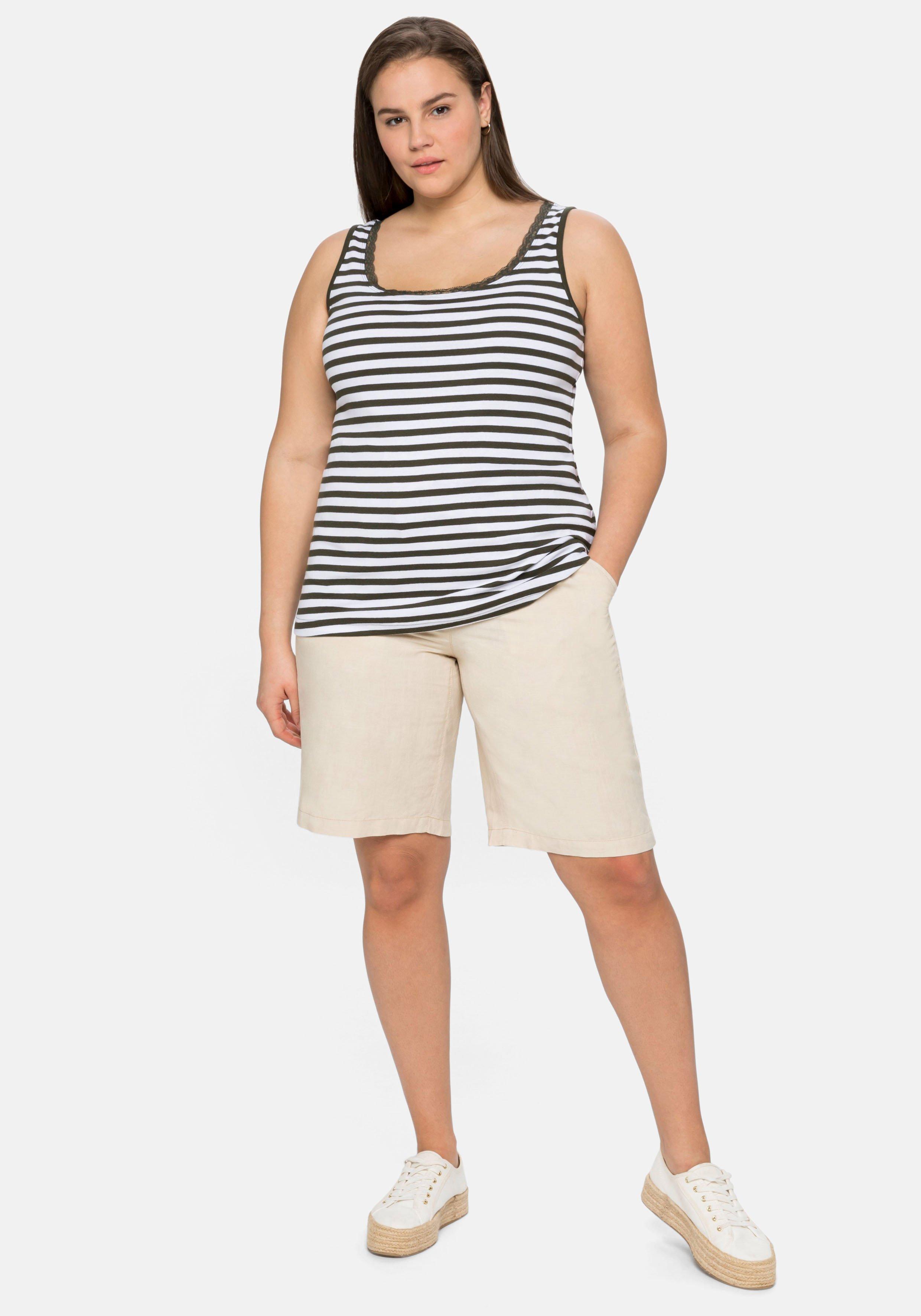 Tanktop mit Ringeln und Spitze am Ausschnitt