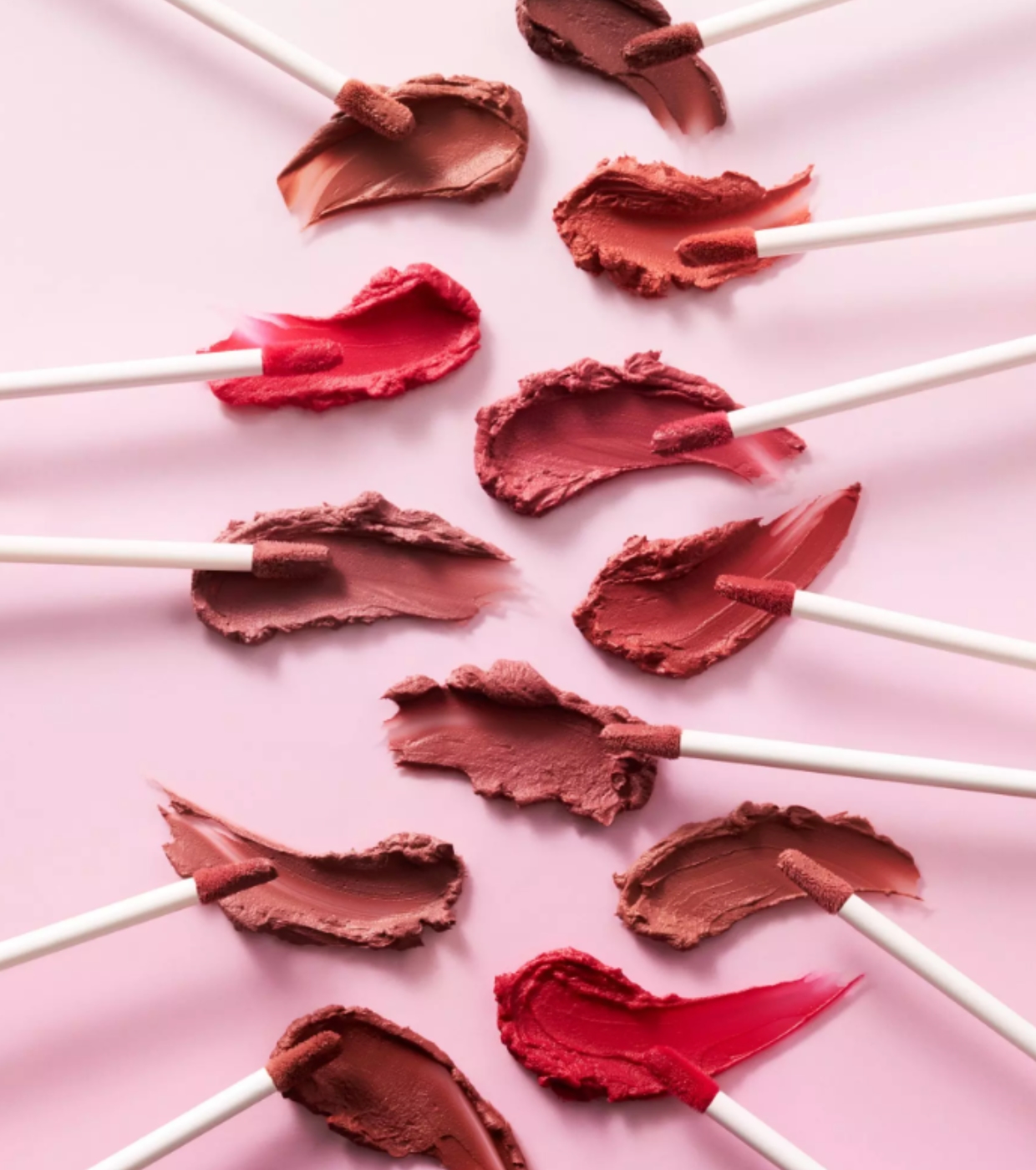 essence - Batom matte com acabamento esfumado BLUR soufflé - 03: Hot Offline