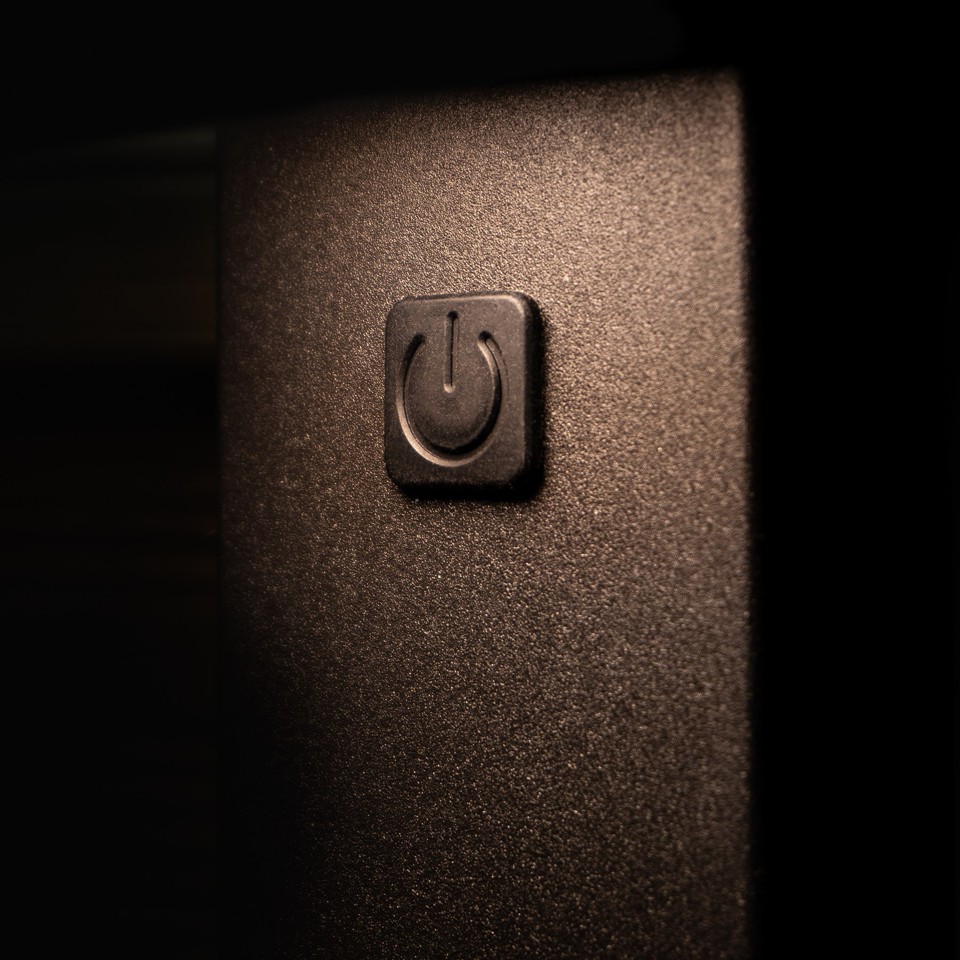Hombli - Smart Udendørs Pathway Light, Sort (single)