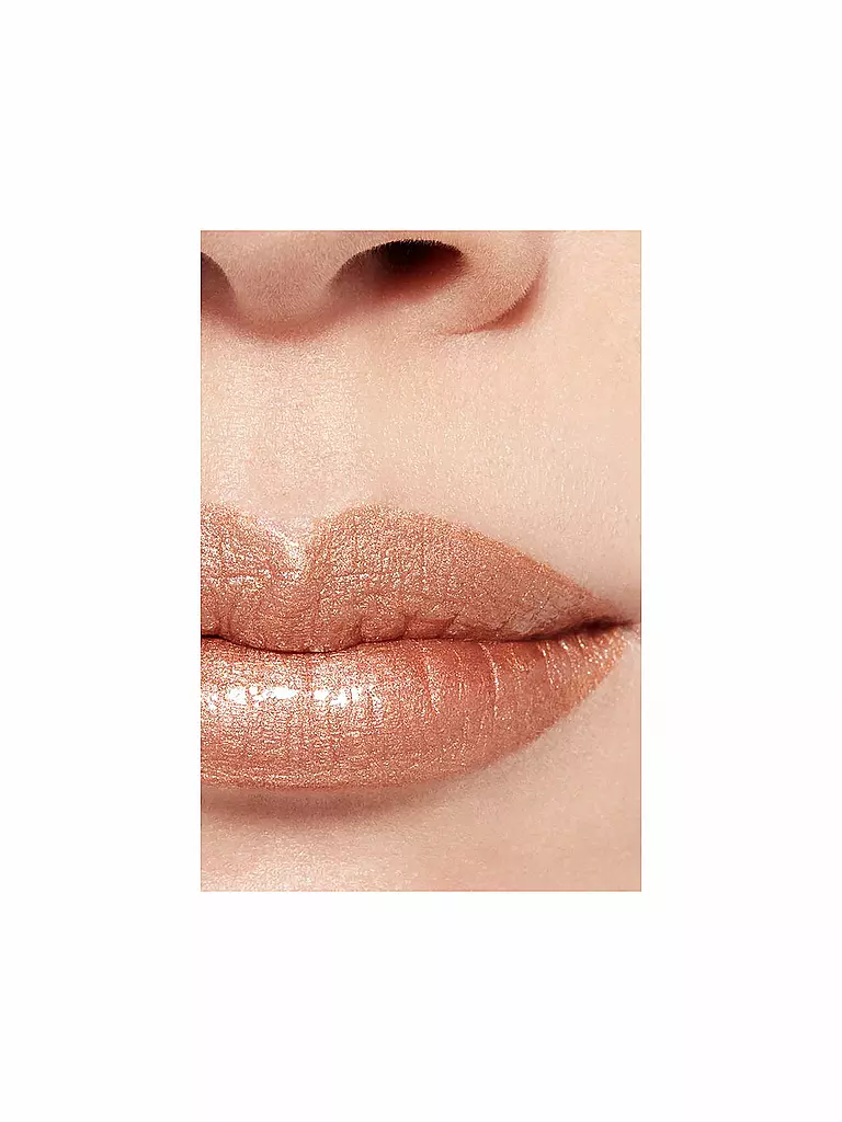 CHANEL  DER GLÄNZENDE FLUID-LIPPENSTIFT MIT LANGEM HALT 5.5ML beige