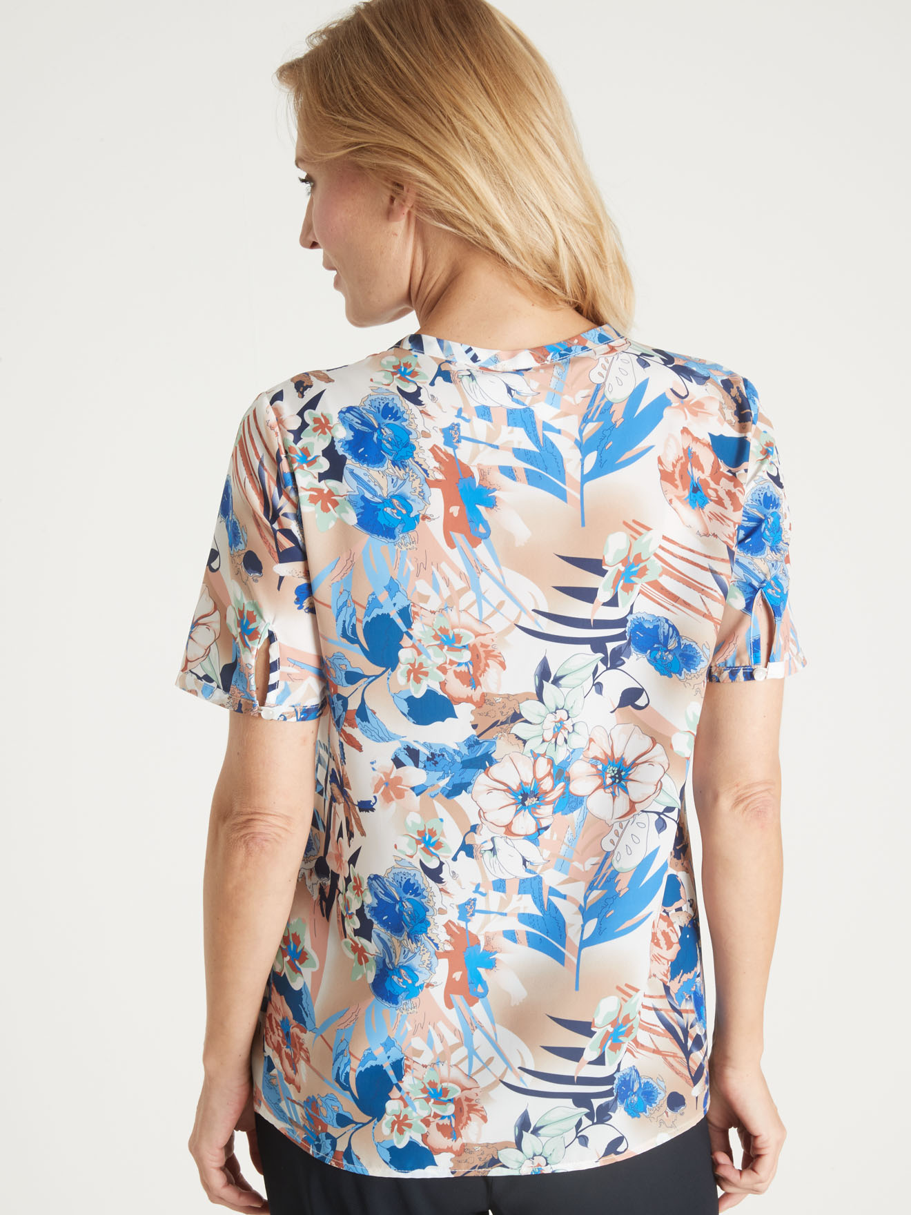 Blouse en microfibre manches courtes
