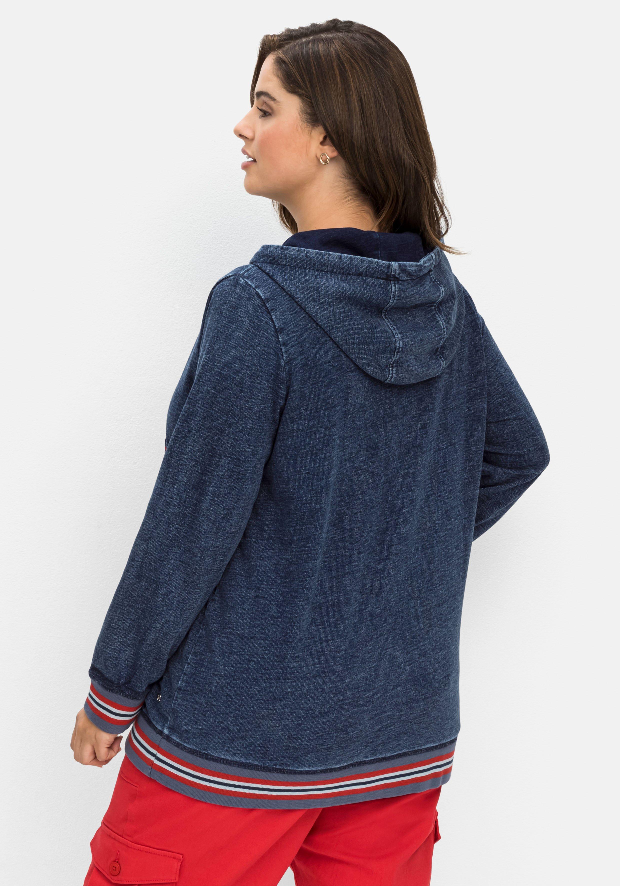 Sweatjacke in Denim-Optik, mit Streifenbündchen