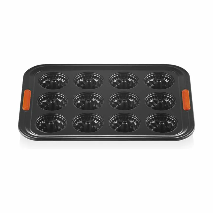 Le Creuset Mini Bundtform